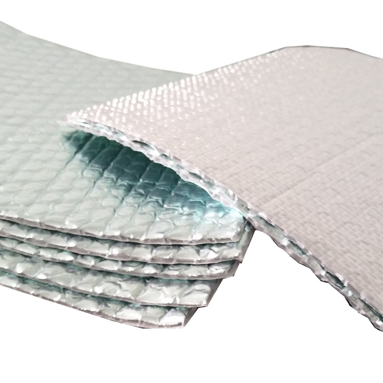Fire Retardant Thermal Insulation Material Reflective Aluminum Foil Air Bubble Insulation Heat Insulation Material for Building Roofing Underfloor Ceiling