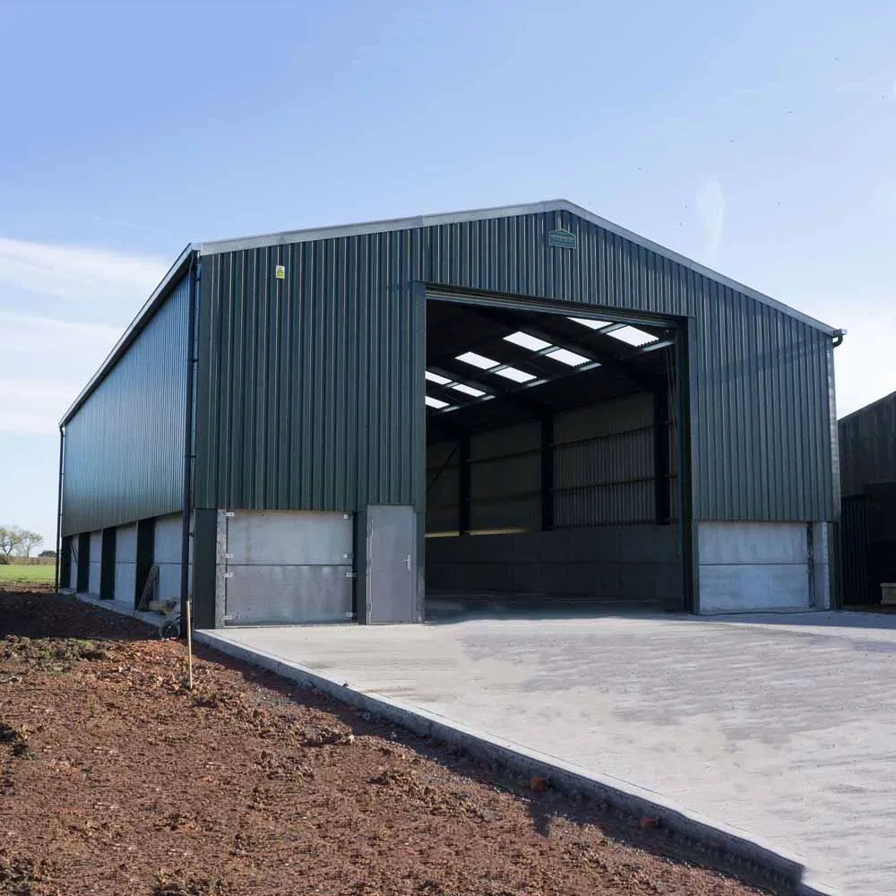 Customized Galvanized Nave Industrial Pre-Engineered Steel Construction Prefab Portal Light Steel Frame Prefabricated Steel Structure Workshop