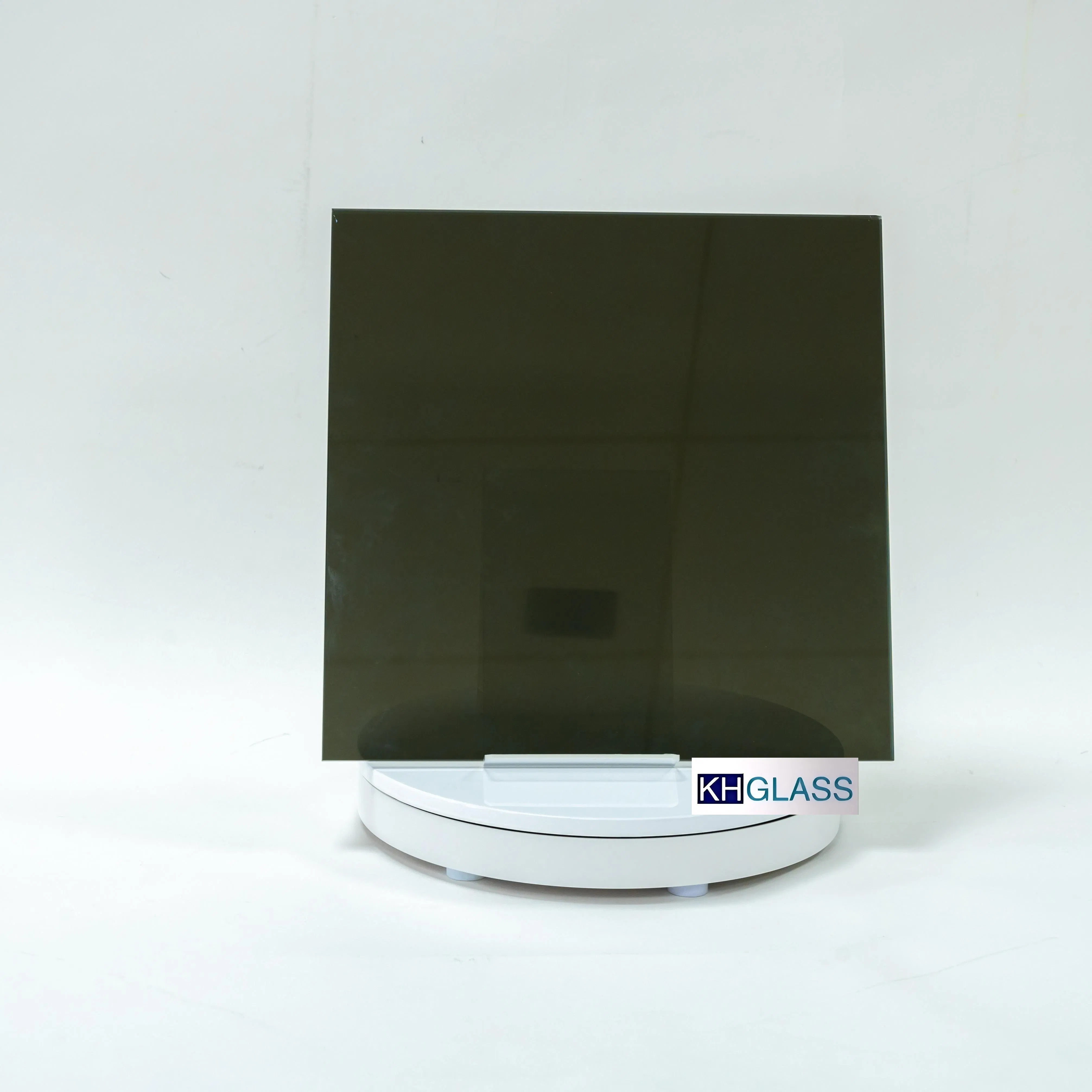 5.5mm Tinted Reflective Building Glass with Maximum Thickness of 19mm