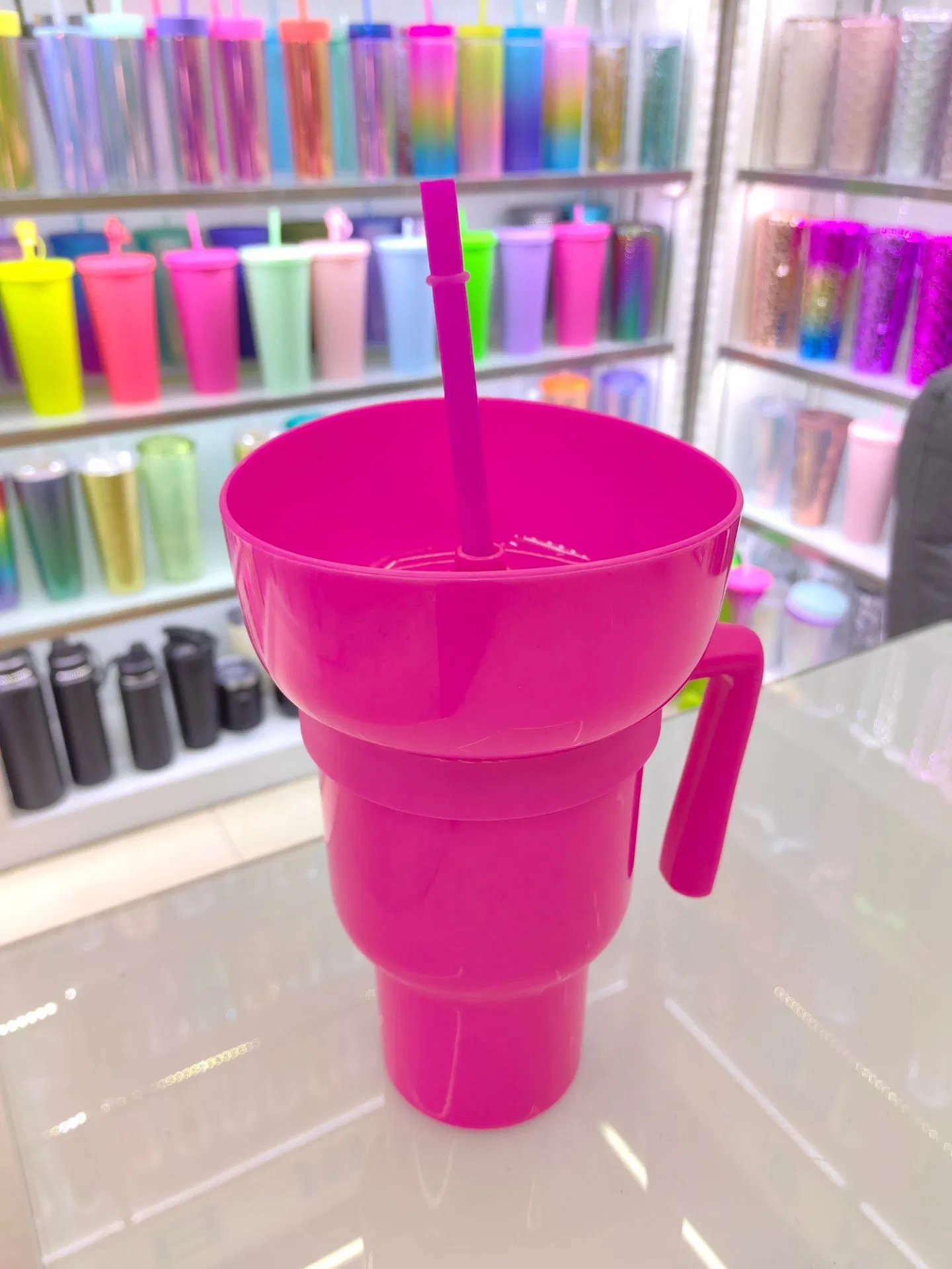 Многоразовая кружка-контейнер для перекуса 2 в 1