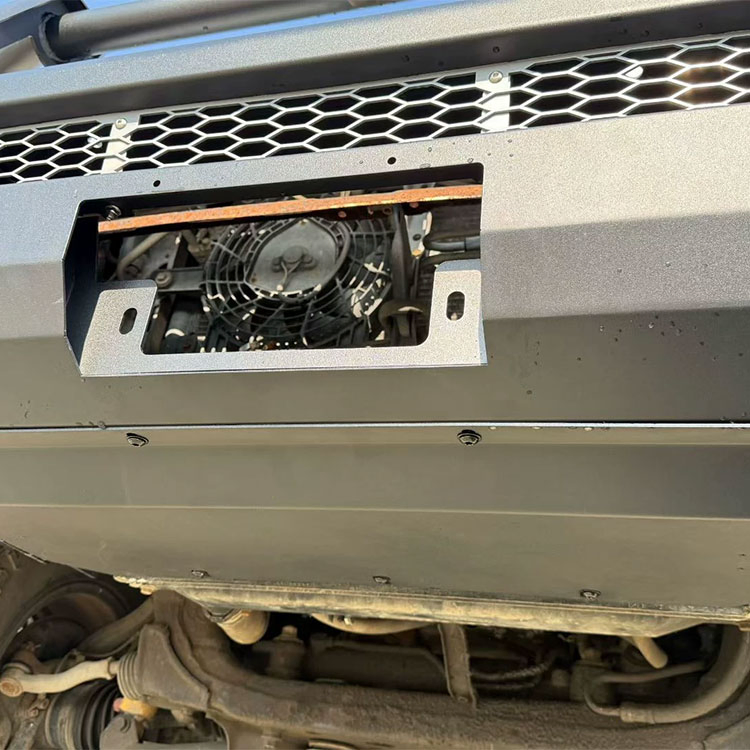 Стальной силовой бампер для Toyota Land Cruiser LC100, LC120, LC76