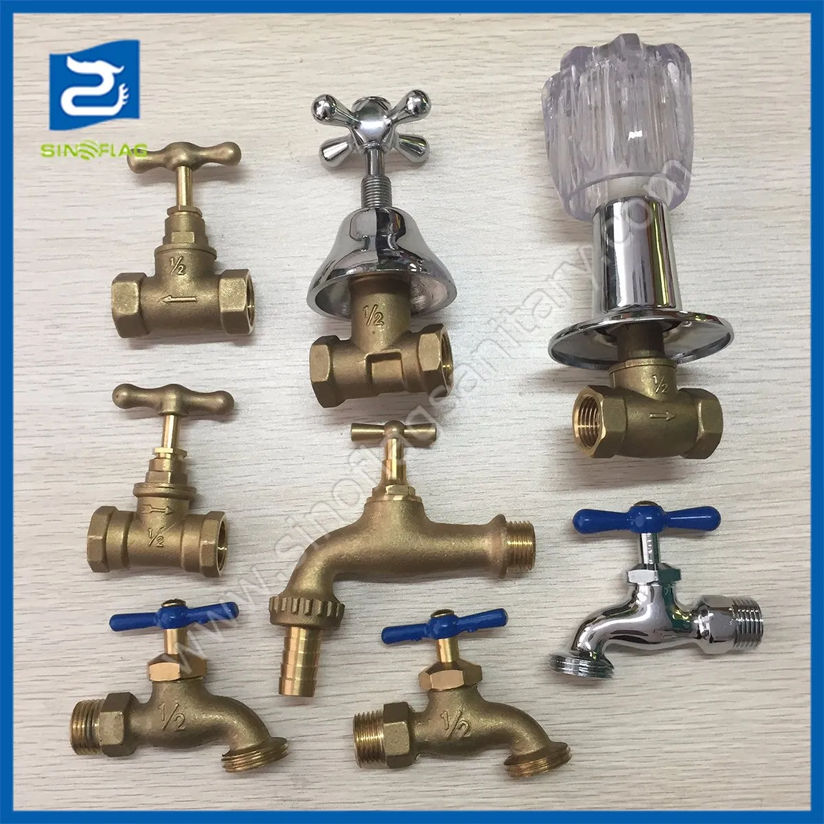 NPT Brass Water Ball Valve Bibcock in Outdoor Garden