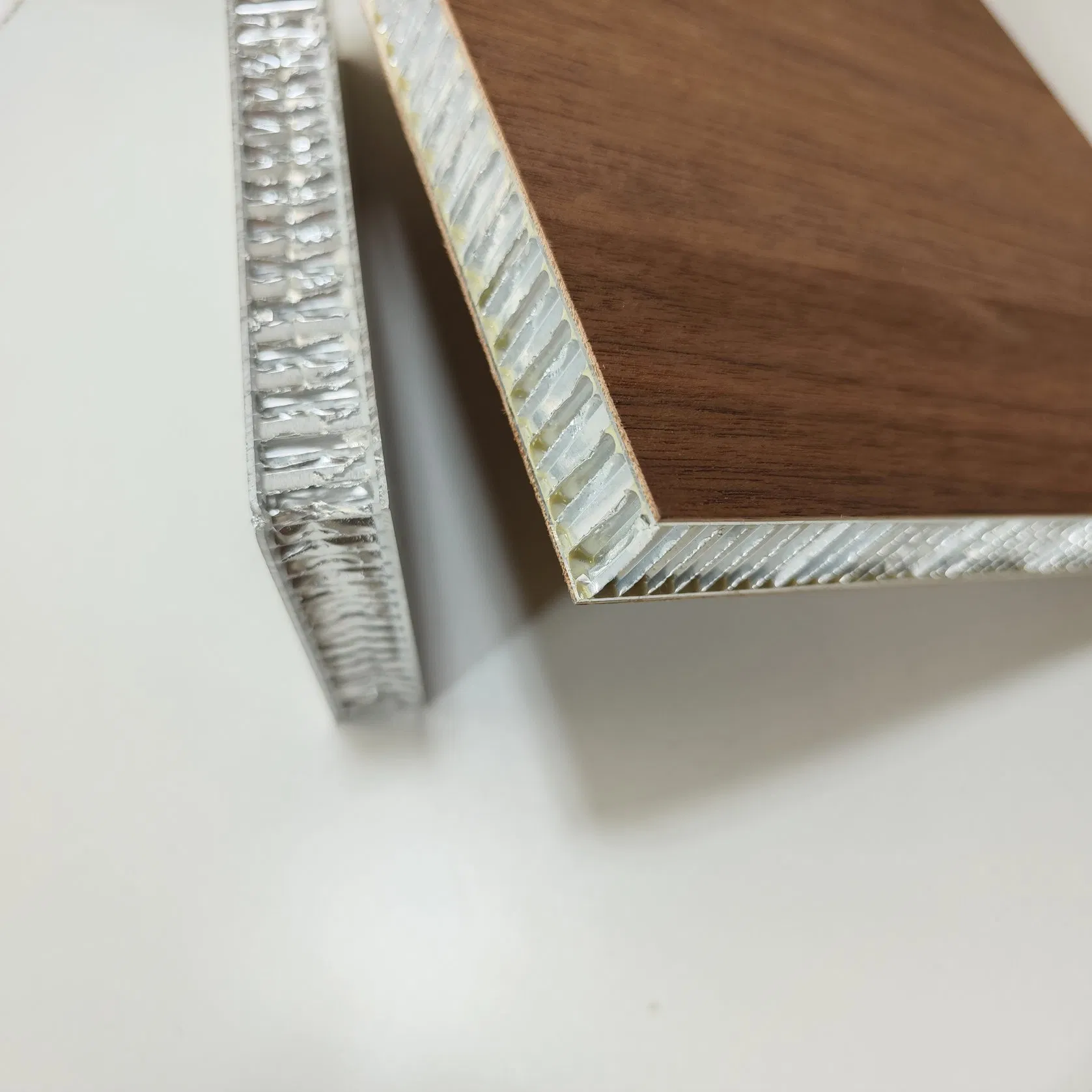 Sandwich Wall Panel Aluminum Honeycomb Ceiling Panel Durable Sandwich Panel with Honeycomb Core for Temperature Extremes Aluminum Sandwich Panel