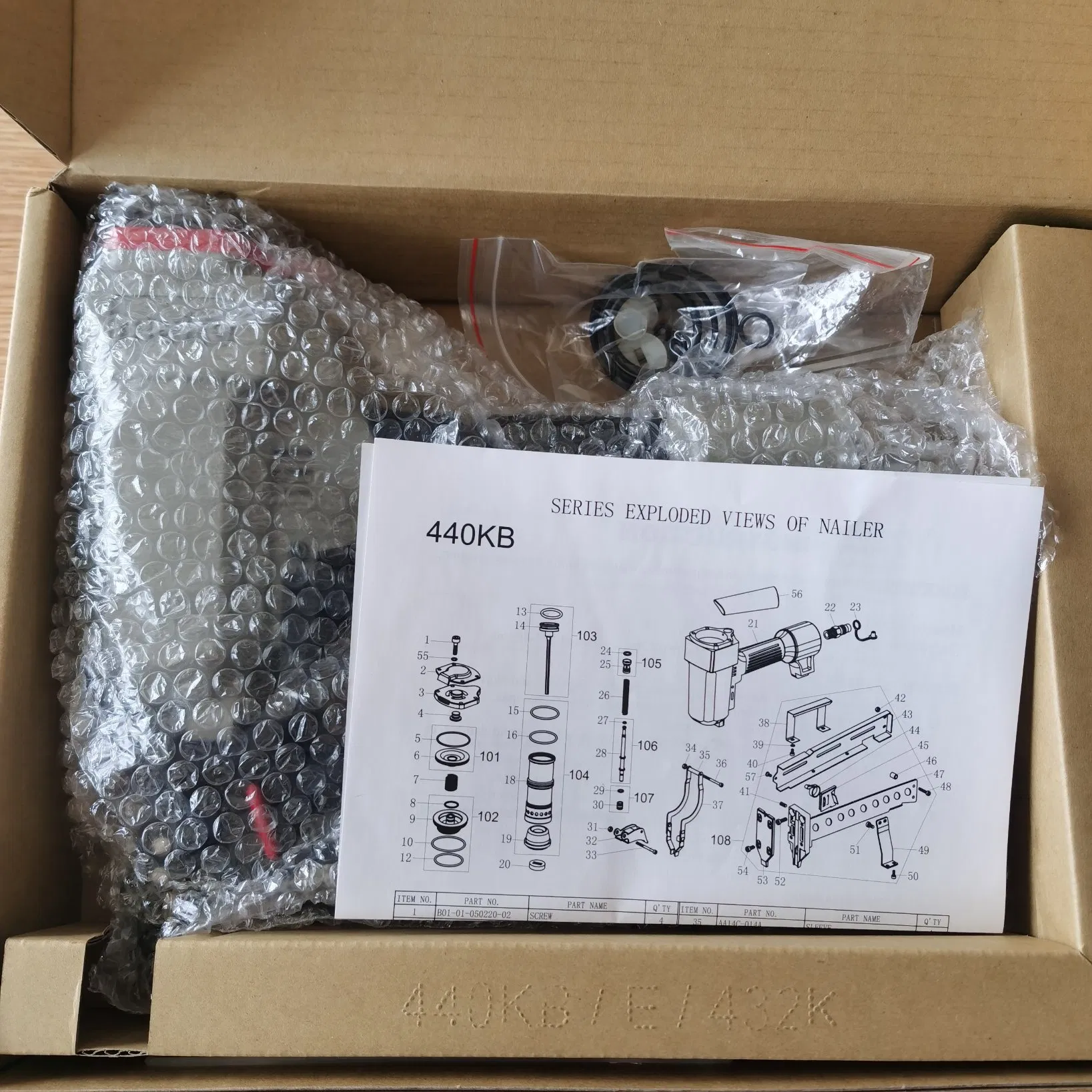 Пневматический степлер KYA 440KB на 90 скоб