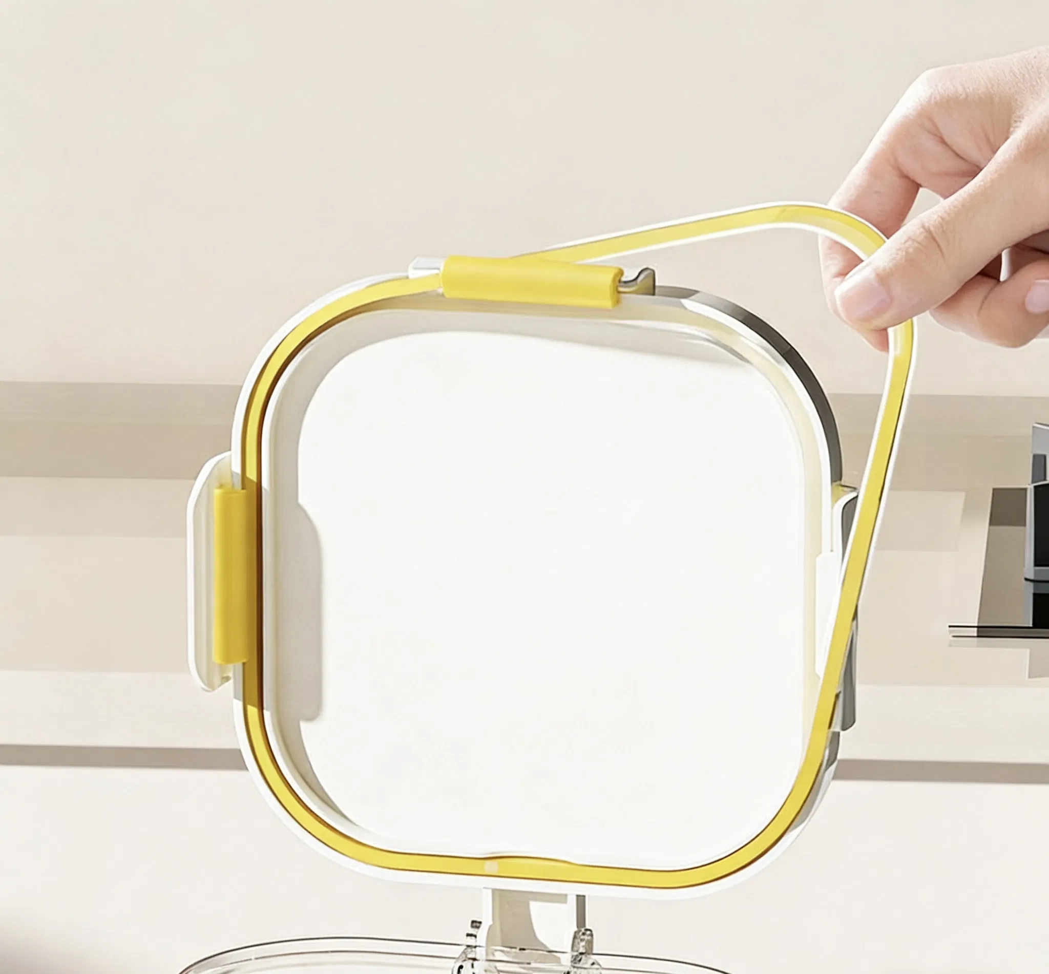 Seasoning Box - Kitchen Use - Household Seasoning Bottle and Jar - Four-Section Large Capacity Salt Seasoning Jar Storage Box