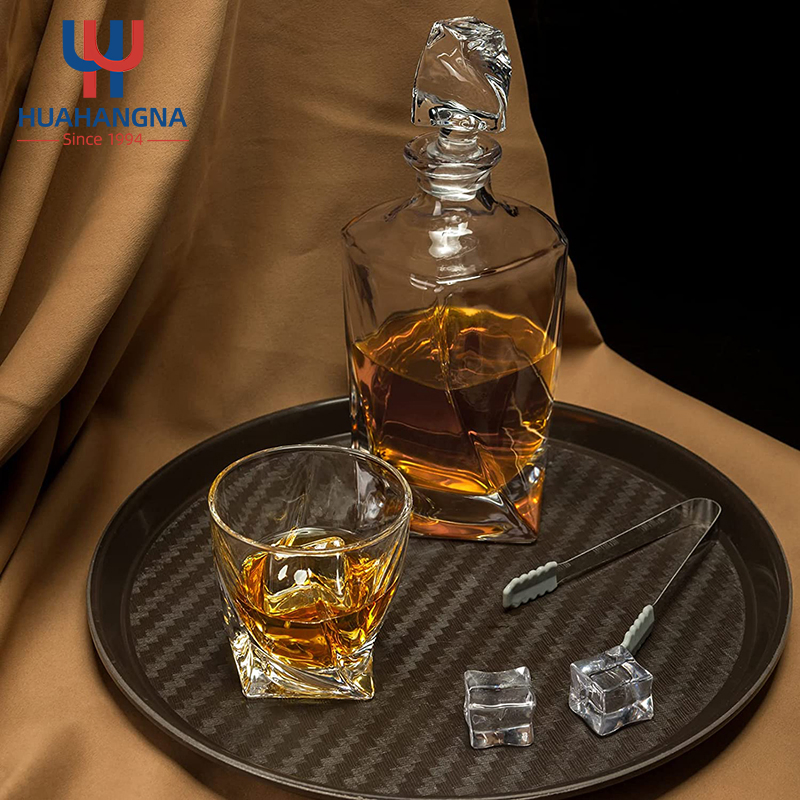 Fancy Empty Unique Shaped Clear 750ml Wine Liquor Whiskey Twist Decanter Bottles Set with Twist Cups Glasses