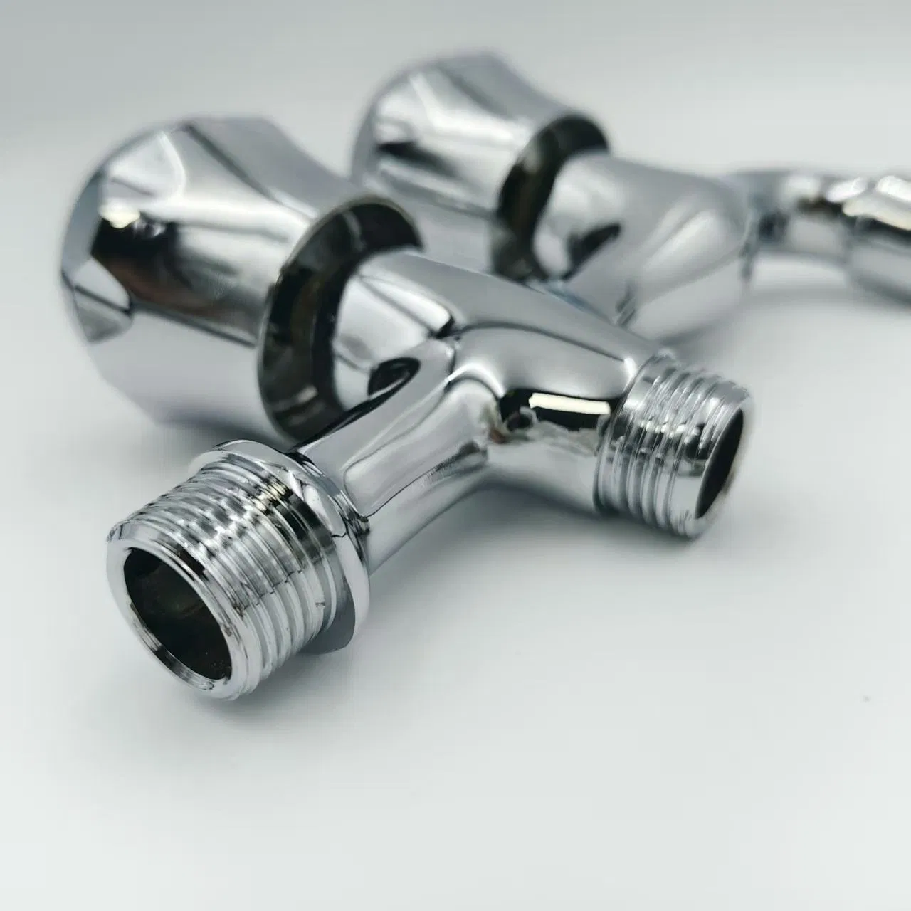 Double Outlet Multifunctional Faucet Accessory Zinc Alloy Body Connectable Hose Universal for Multi-Scenario Washing Machine