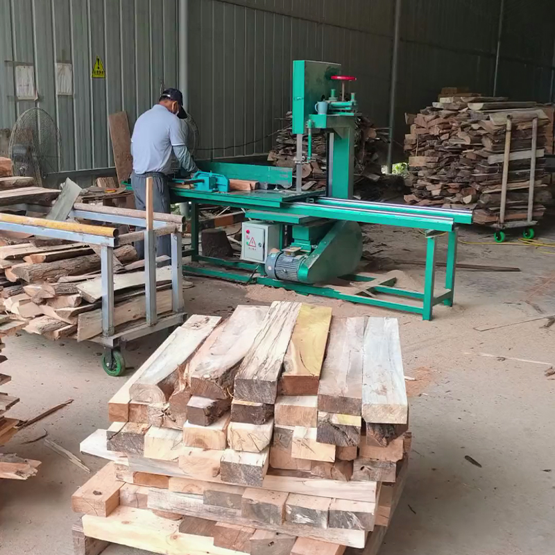 Ленточная пила по дереву вертикальная портативная