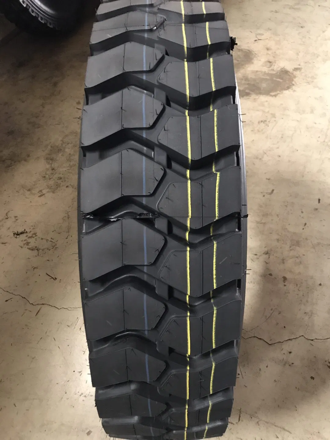 Шина сельскохозяйственная 9.5L-15 / 10-15 / 11L-15