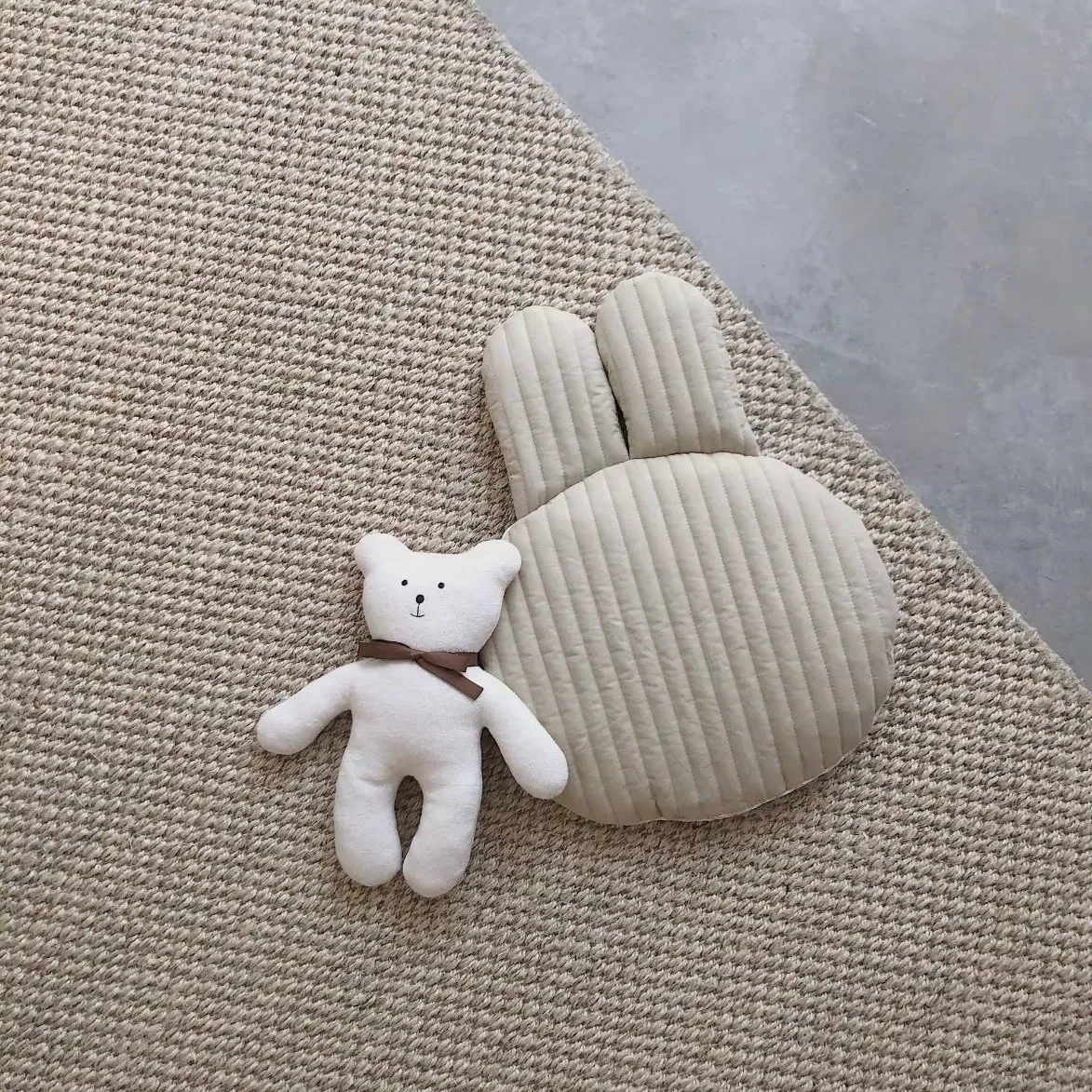 New Listing Super Soft Washable Rabbit Shape Cotton Baby Pillow