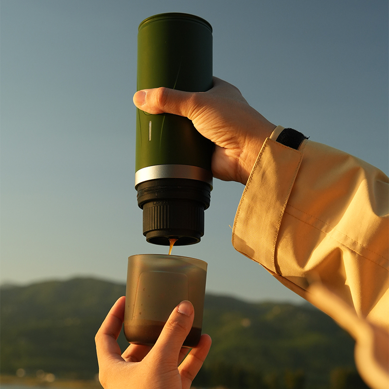 Portable Espresso Coffee Maker Cold Brew Capsule USB Extraction Machine