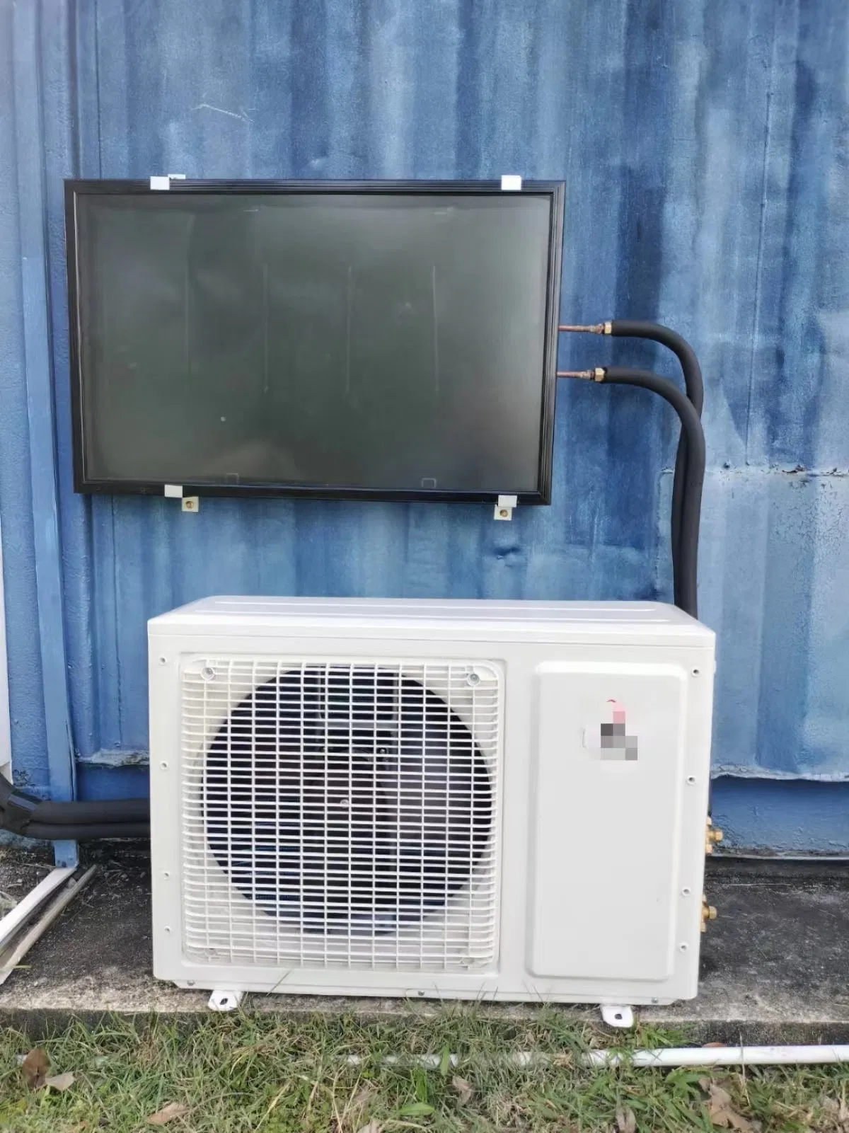 Кондиционер Gamko 9000 BTU с солнечной панелью