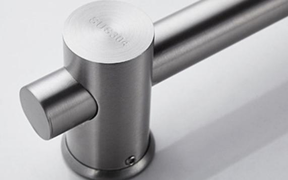 Round Stainless Steel Silder Bar with SUS 304 1.5m Shower Hose