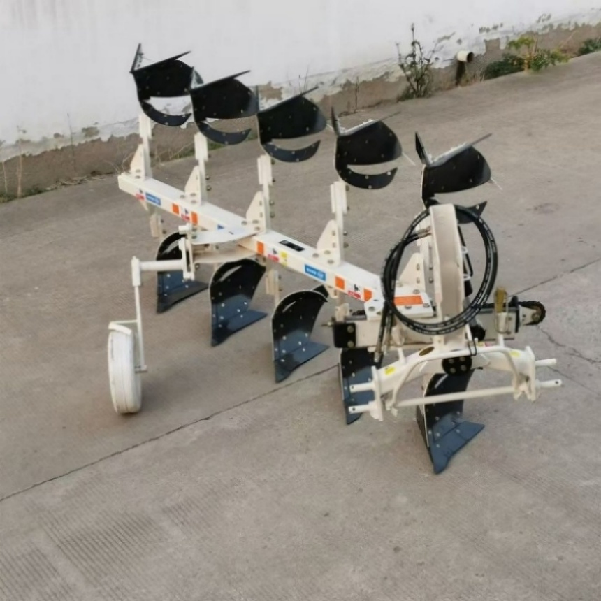 Плуг оборотный низковибрационный с резиновыми амортизаторами