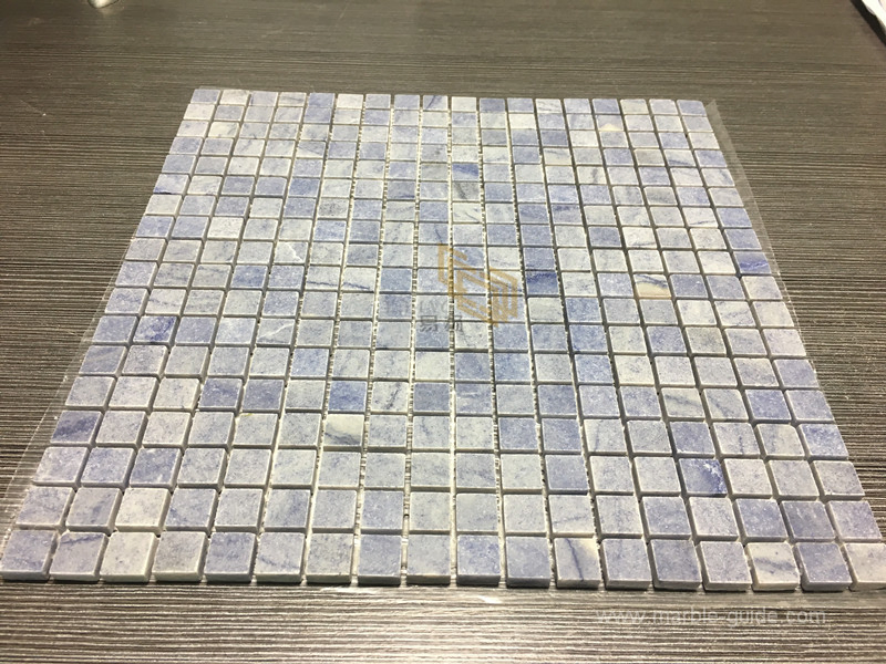 Мозаика из голубого мрамора для бассейна и фартука