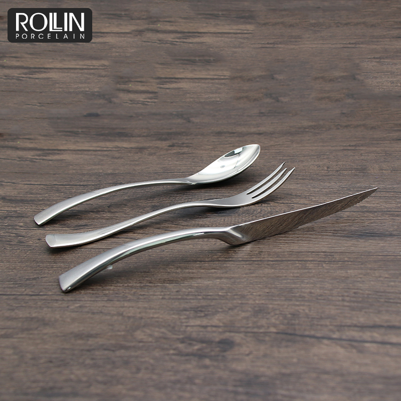 Hot Selling Restaurant Cheap Silver Flatware Set Dinner Spoons Forks and Knife Stainless Steel Cutlery