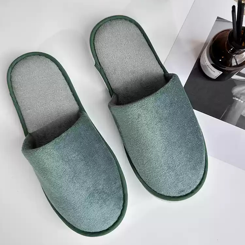 Hot Sales Personalized Nap Fabric Disposable Hotel Slippers with EVA Soles