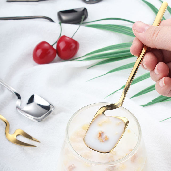 Restaurant Customize Plastic Fruit Gold Fork and Spoon Set for Wedding