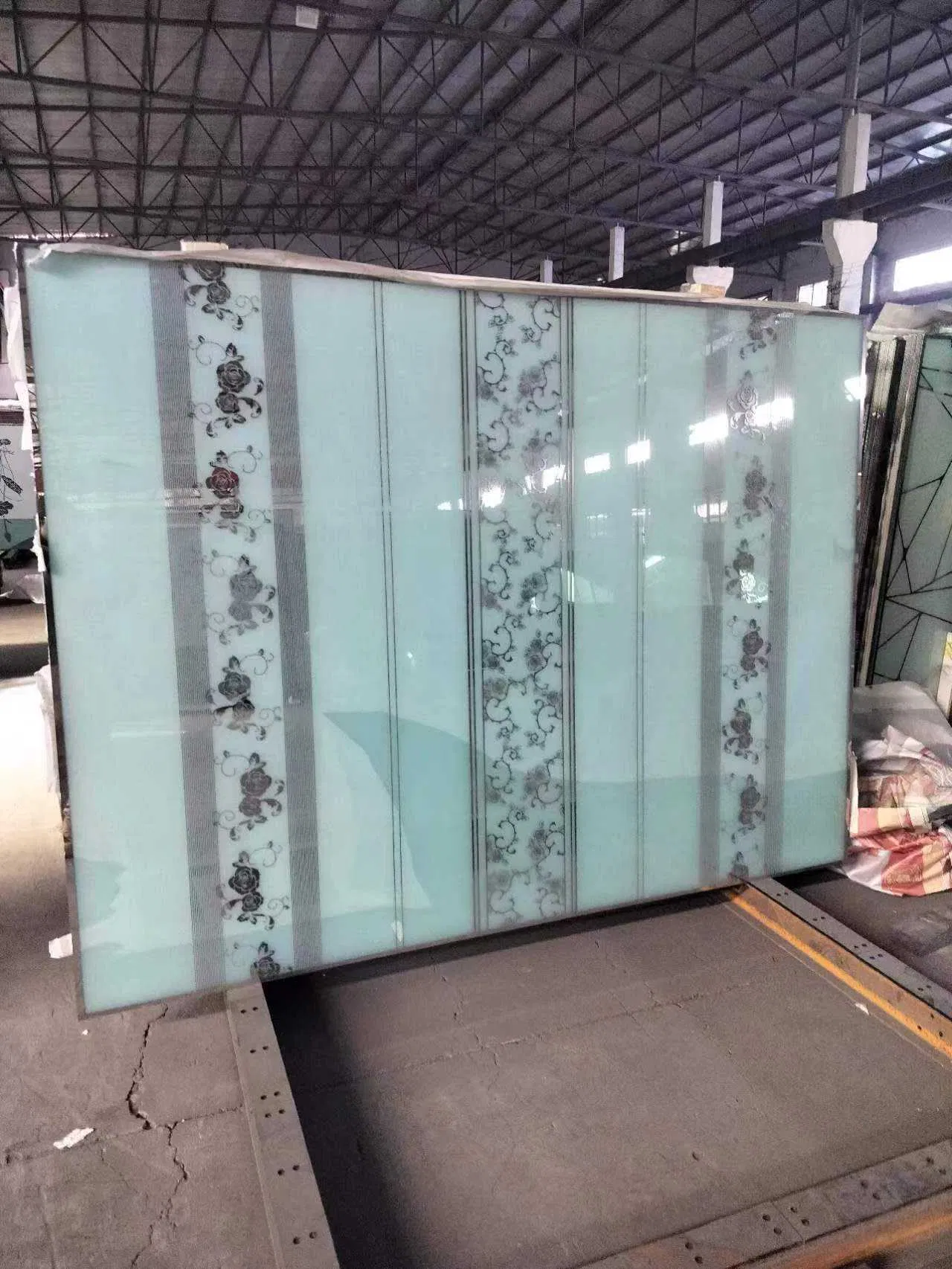 Morden Style Art Wall Tiles Glass Tiles Patterns of Emulsified Glass, Craft/Art Glass