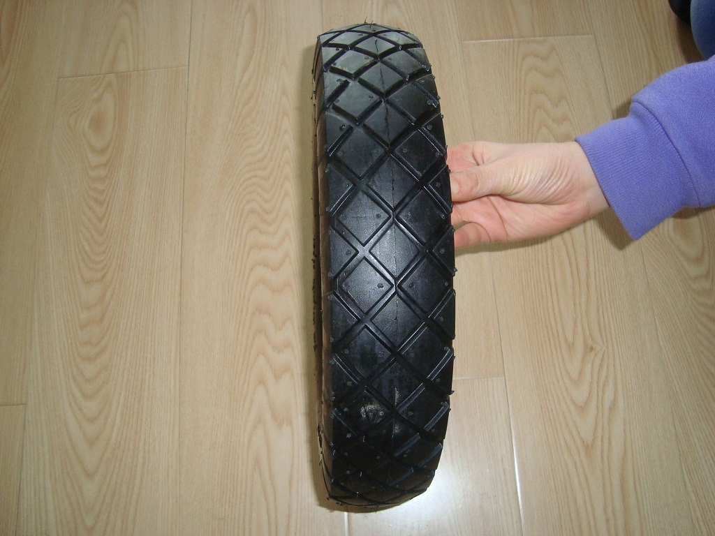 Wheelbarrow Tyres / Wheel Barrow Tire / Wheelbarrow Tire Supplier