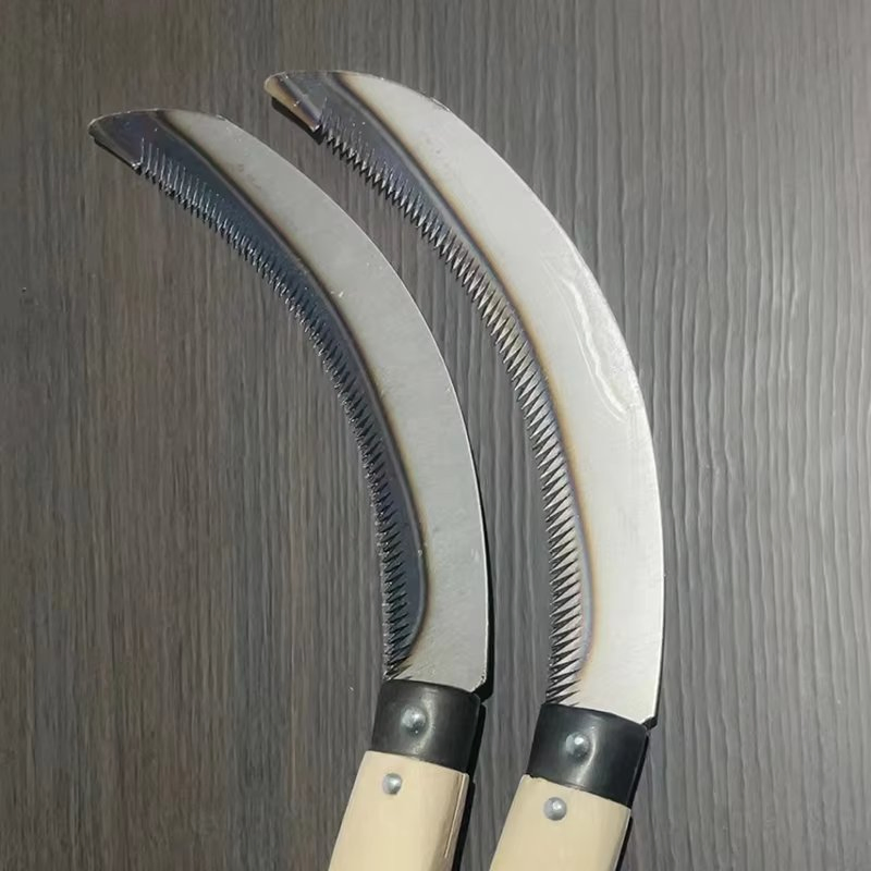 Factory Wholesale Farming Tools Grass Weeding Sickles Agricultural Harvesting Sickle