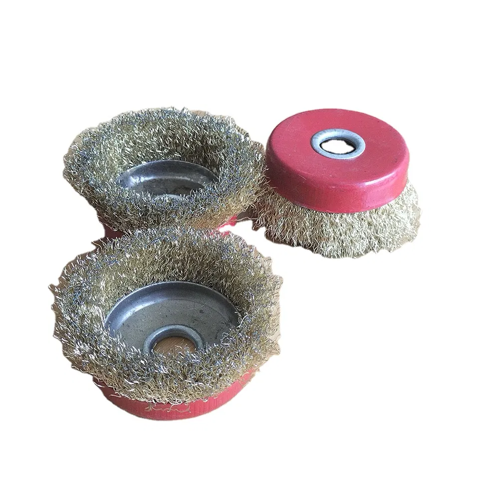 Чашечная щетка из стальной/латунной проволоки для болгарки