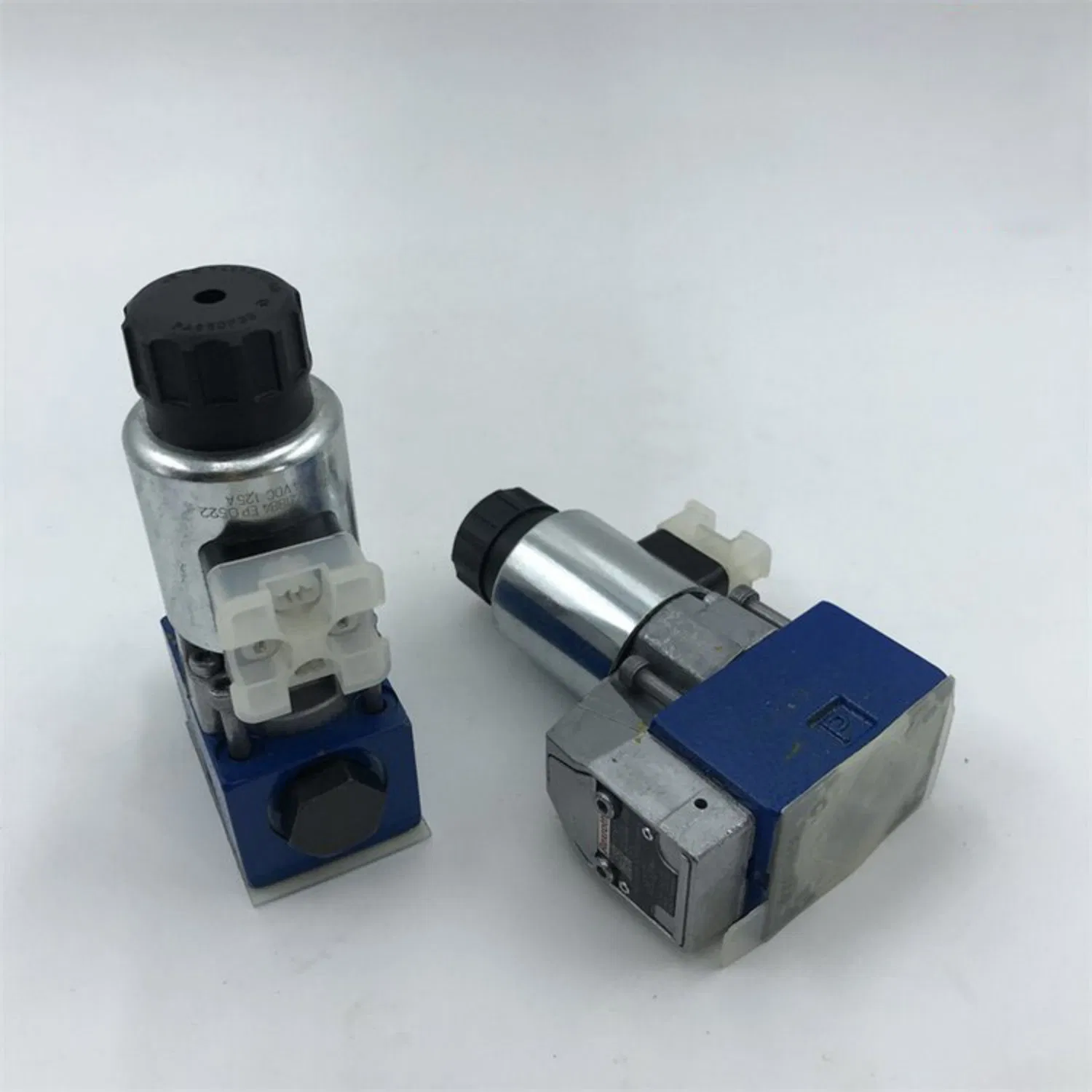 Rexroth Poppet Directional Valve R900569808