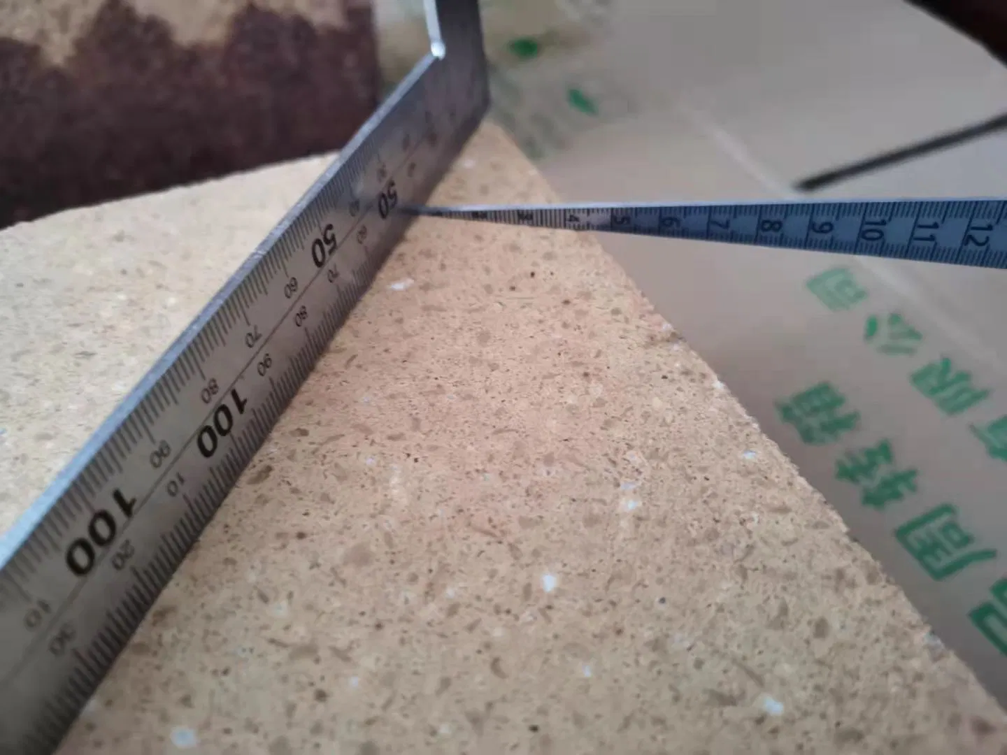 Магнезито-шпинельный кирпич MLJ85 для переходной зоны печи