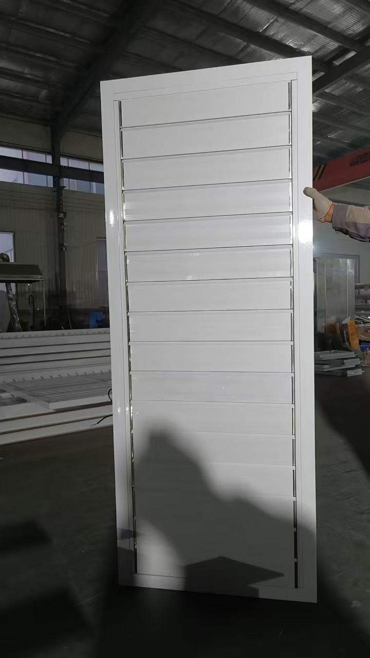 Experience Affordable Luxury with Our Innovative Fashion Blinds