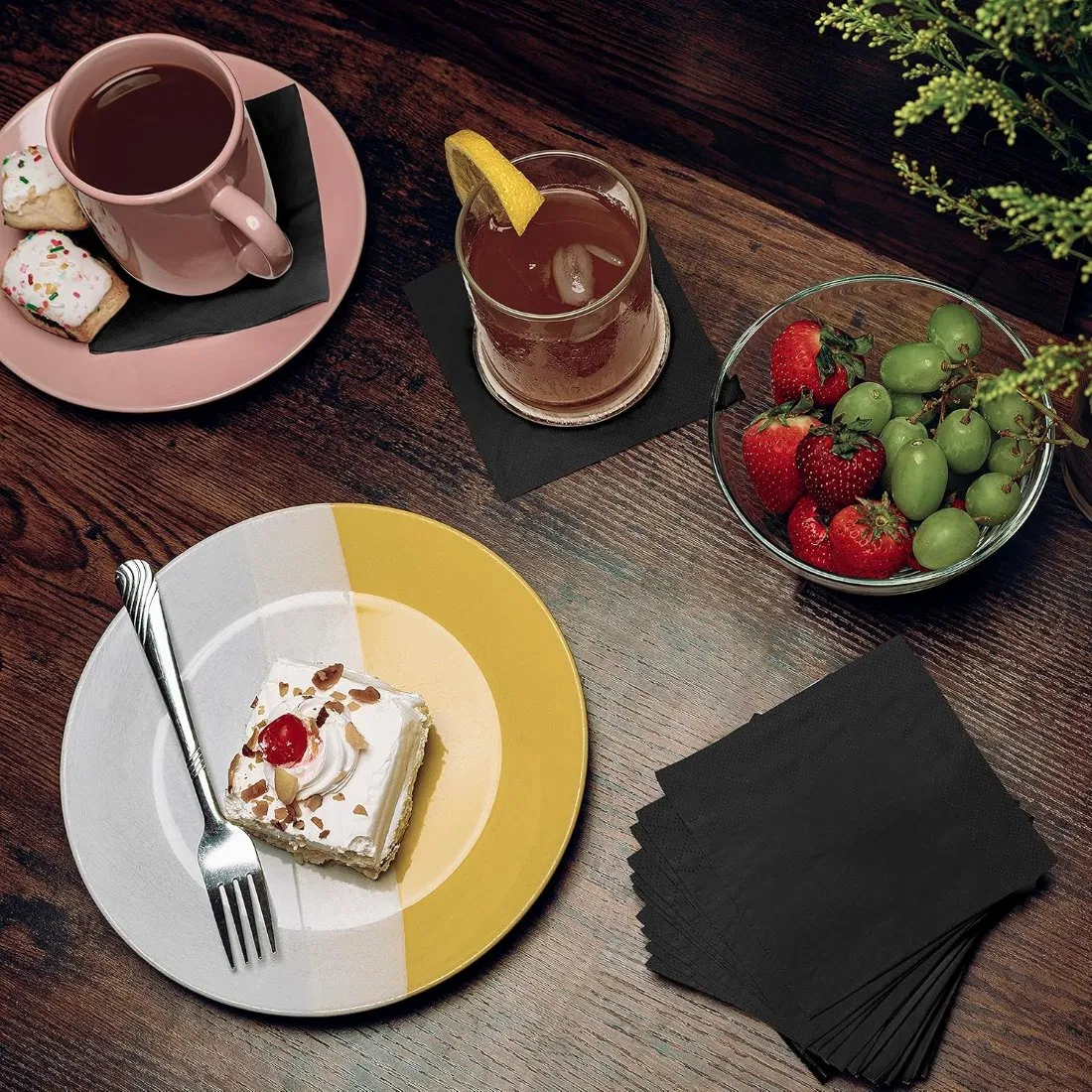 Factory OEM/ODM Cocktail Napkin Black Dinner Napkins for Hotel Restaurant