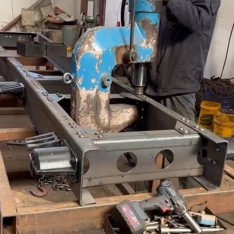 Specialized Frame Rivet Machine for Truck Chassis Assembly
