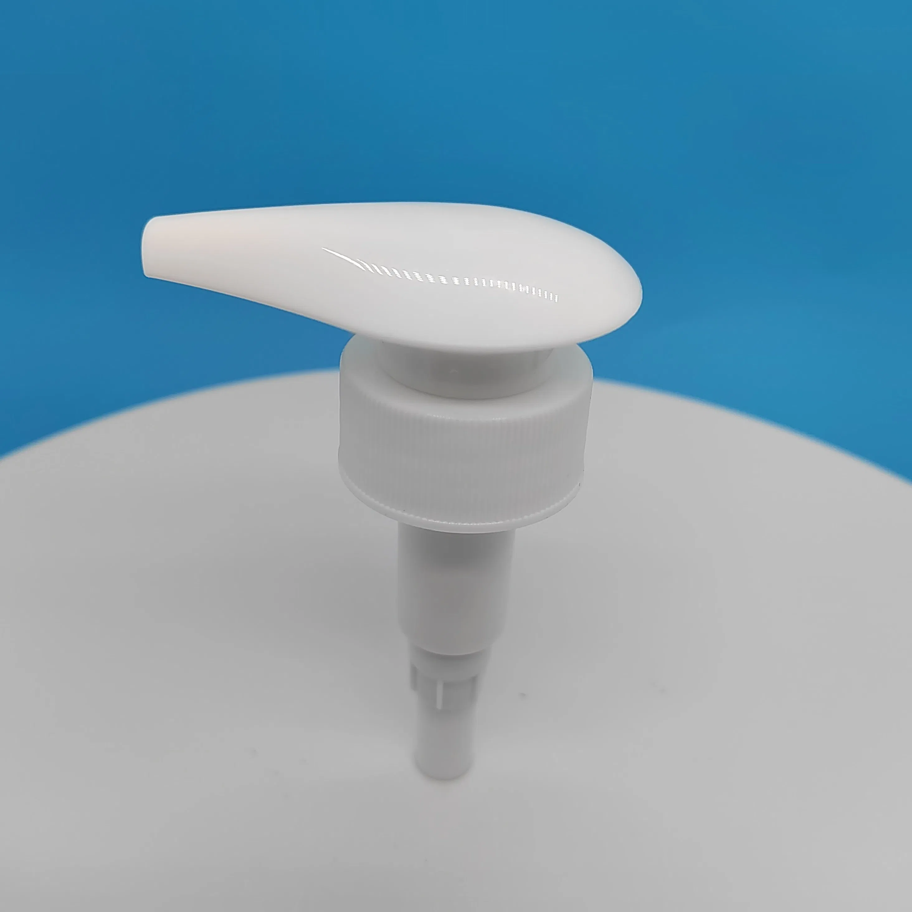 28/410 30/410 32/410 4ml Shampoo Shower Lotion Plastic Bottles Pump