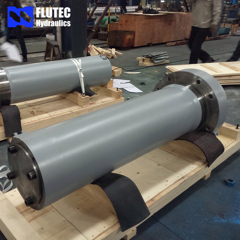 Гидравлический цилиндр 200 тонн