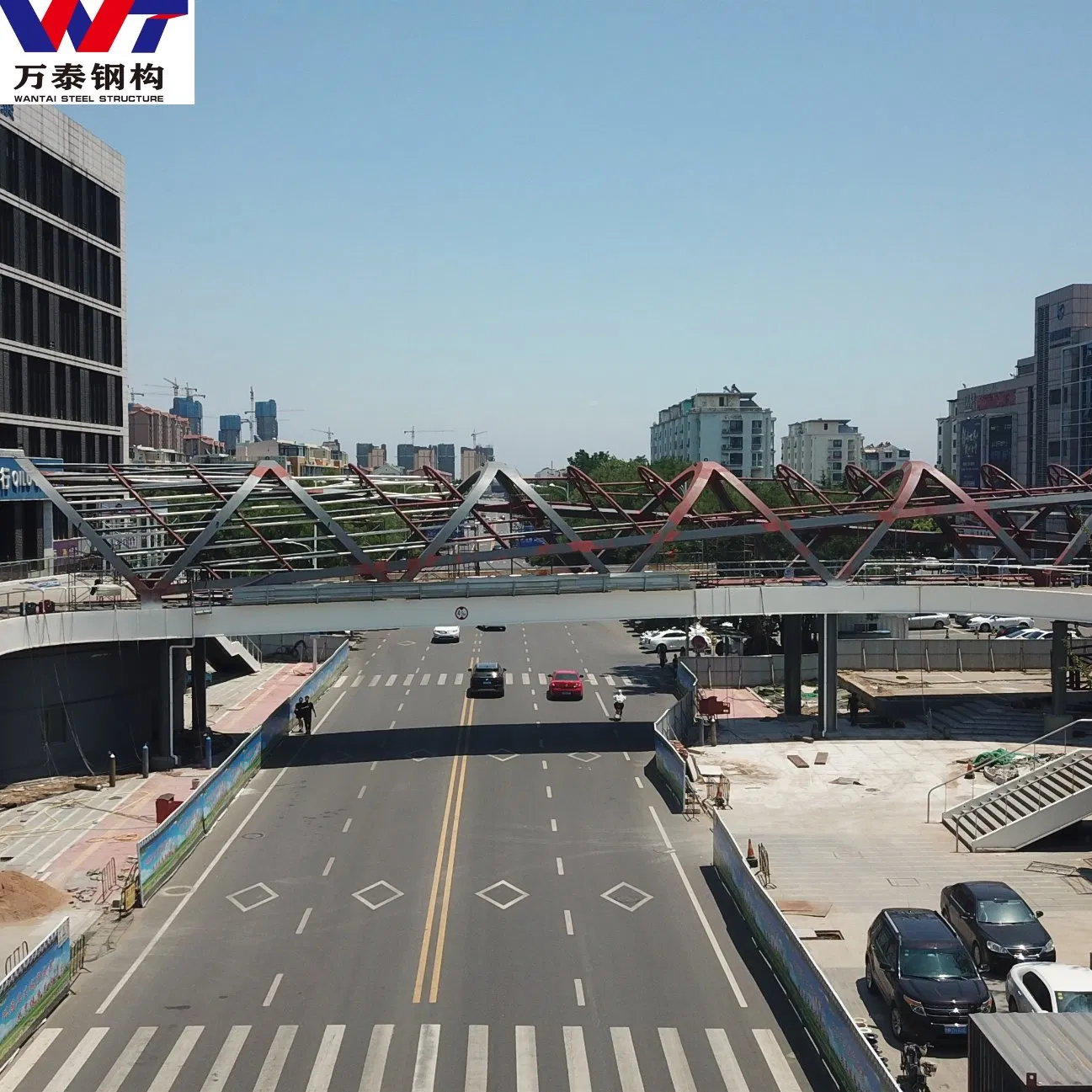 Large Span Prefab Steel Structure Pedestrian Overcrossing/Overpass Bridge