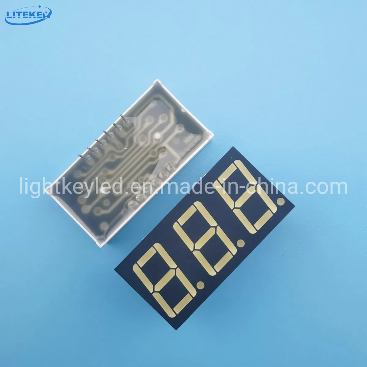 RoHS Compliant 0.56 Inch 3 Digits 7 Segment LED Display with Common Font From Expert Manufacturer