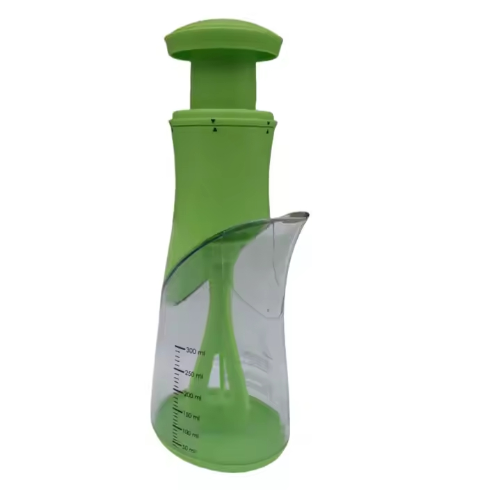Plastic Salad Blender Sauce Dressing Mixer Salad Shaker Container with Measurement Marks