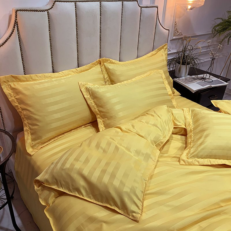 Luxury Hotel Full Size Gold Yellow Color 100% Microfiber Bedsheets Comforter Cover Stripe Home Bedding Set
