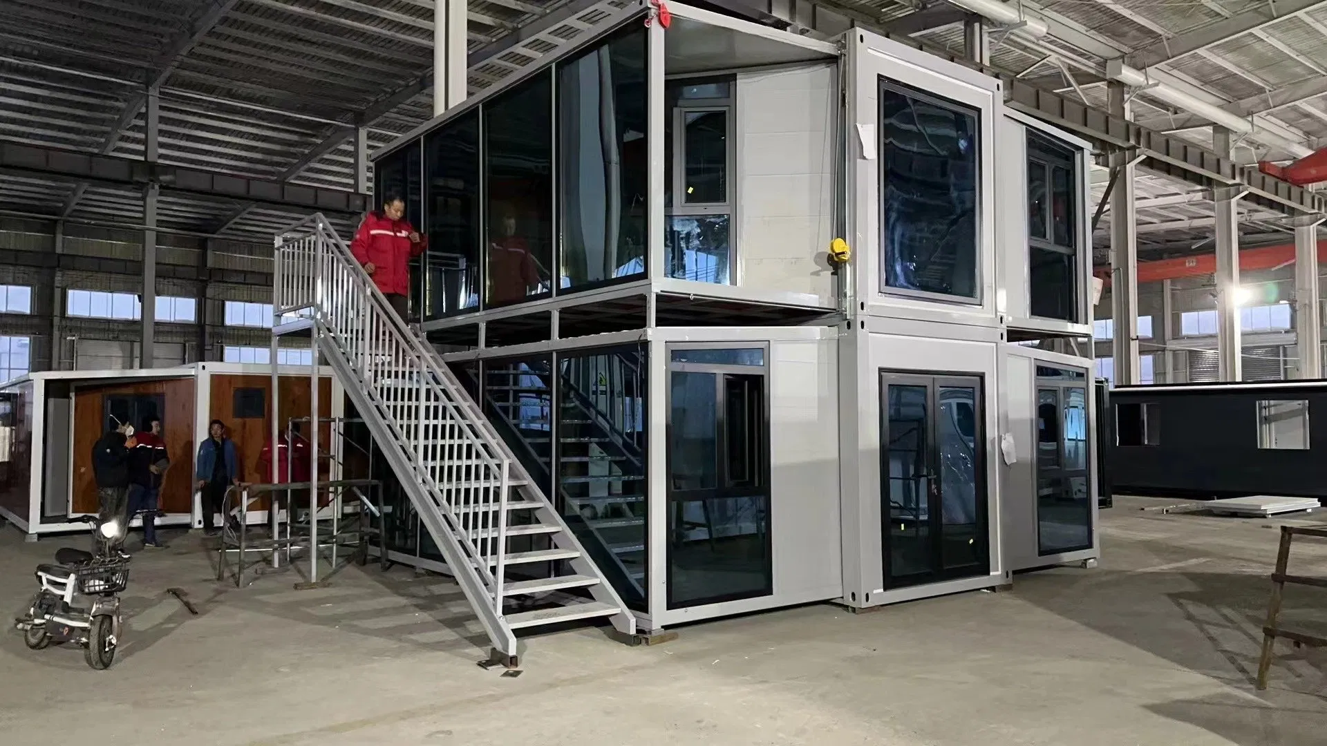 Focovir Prefabricated House: 2 Story Container House for Comfort