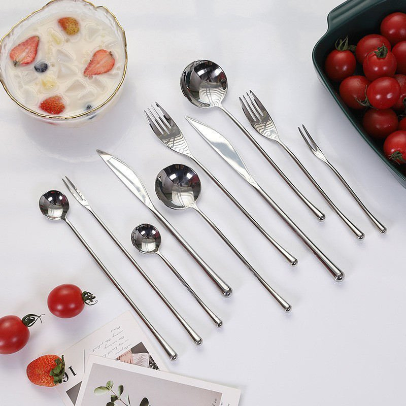 Wholesale Manufacturer Supplies at Cheap Price Metal Flatware Stainless Steel Silver Cutlery Sets