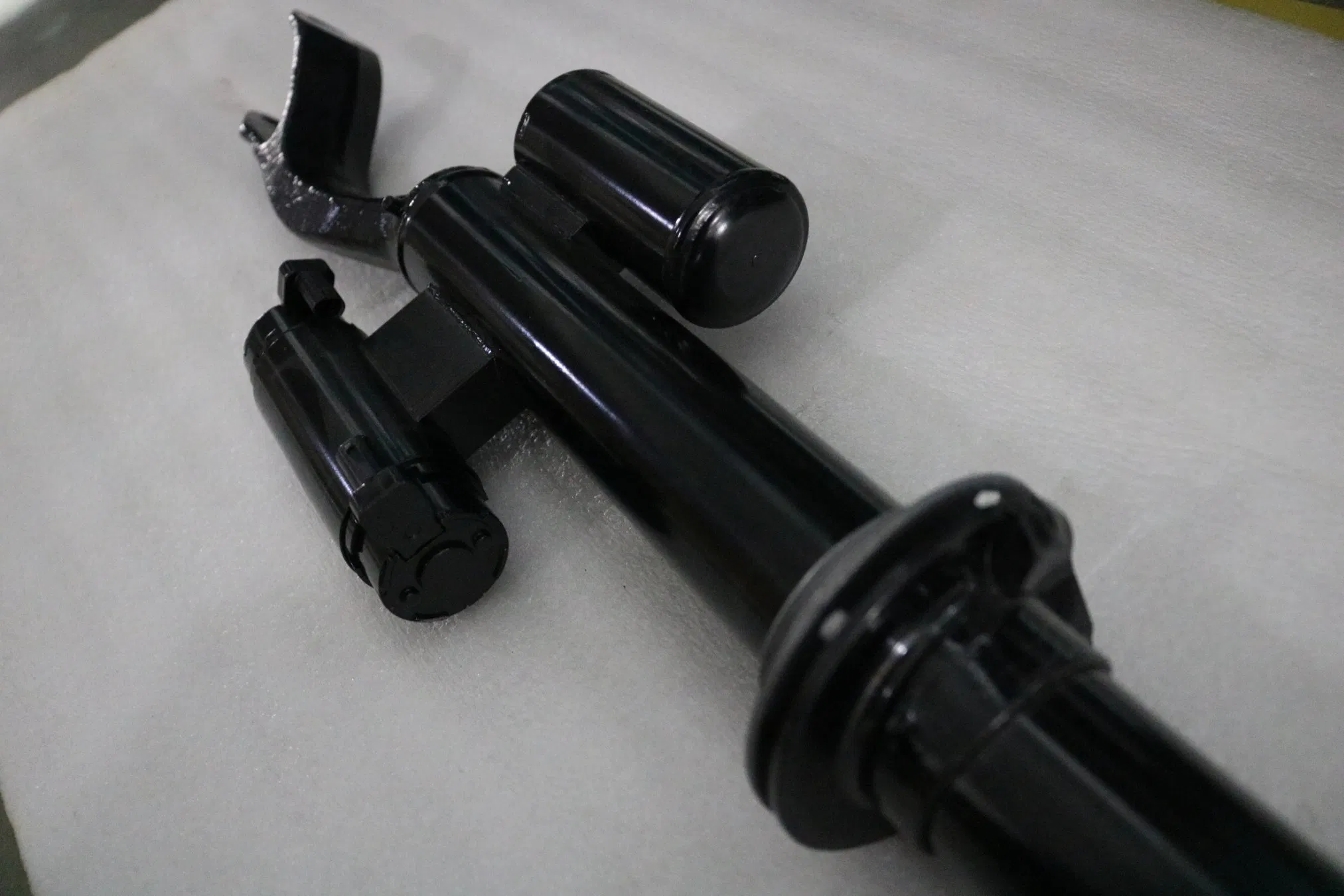 Амортизатор передний правый Mercedes-Benz 253 4MATIC с ADS