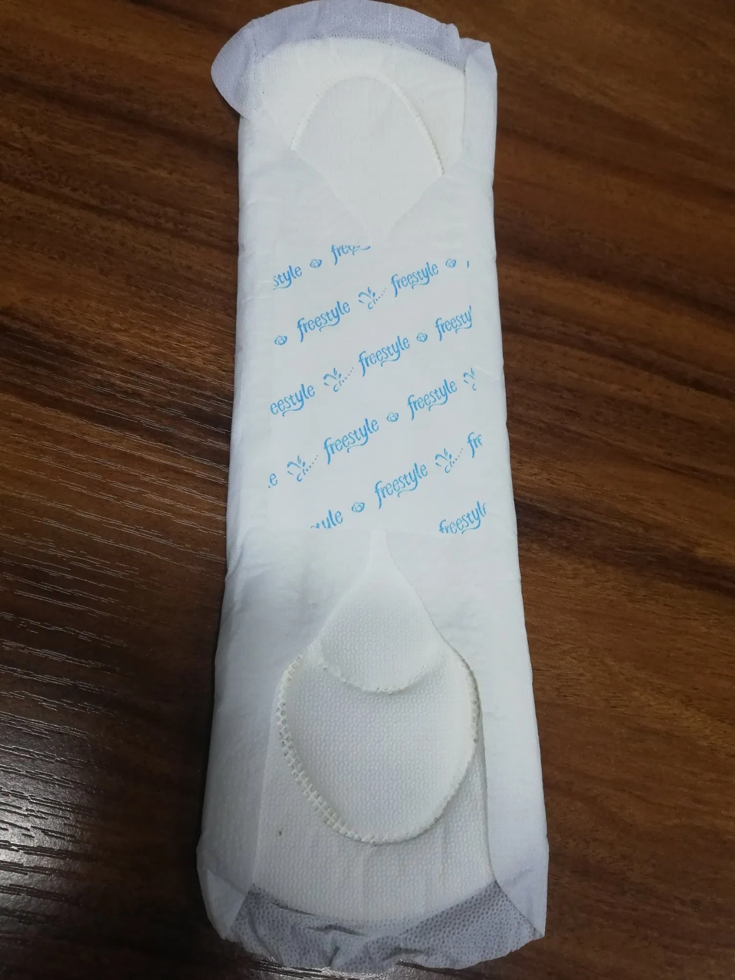 Female Sanitary Pads for Africa Market with Good Price and Good Quality