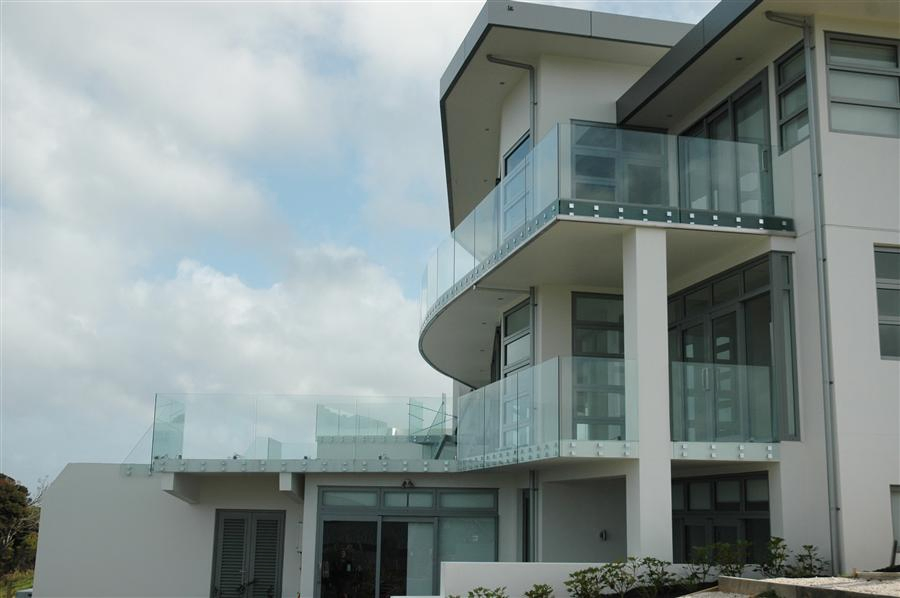 Fashion Design Stainless Steel Glass Standoff Frameless Glass Balustrade for Platform