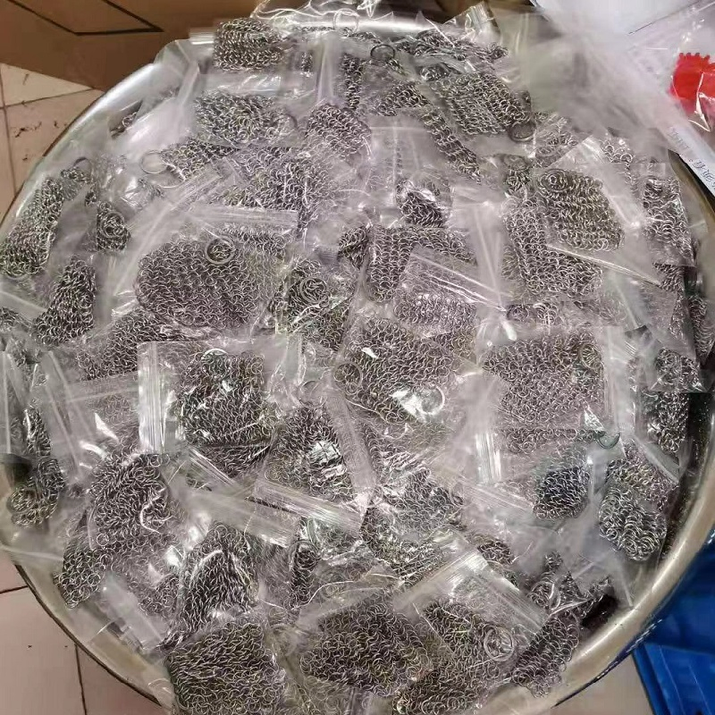 Decoration Wire Mesh Compared with Welded Rings and No-Welded Rings