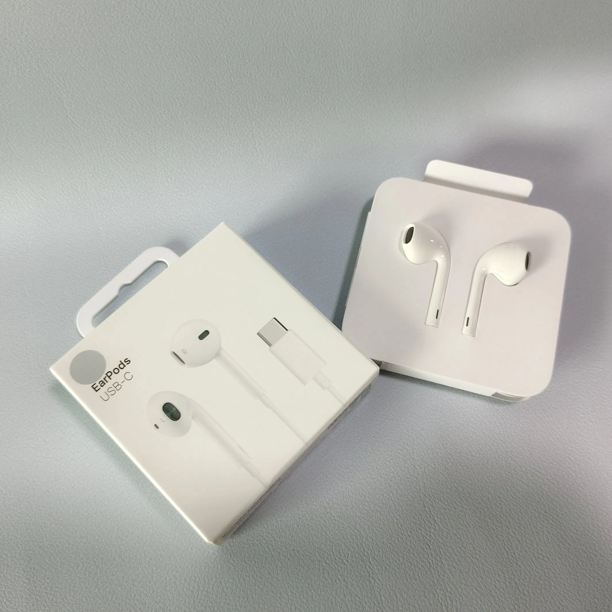 Наушники проводные USB-C Hi-Fi, белая классика