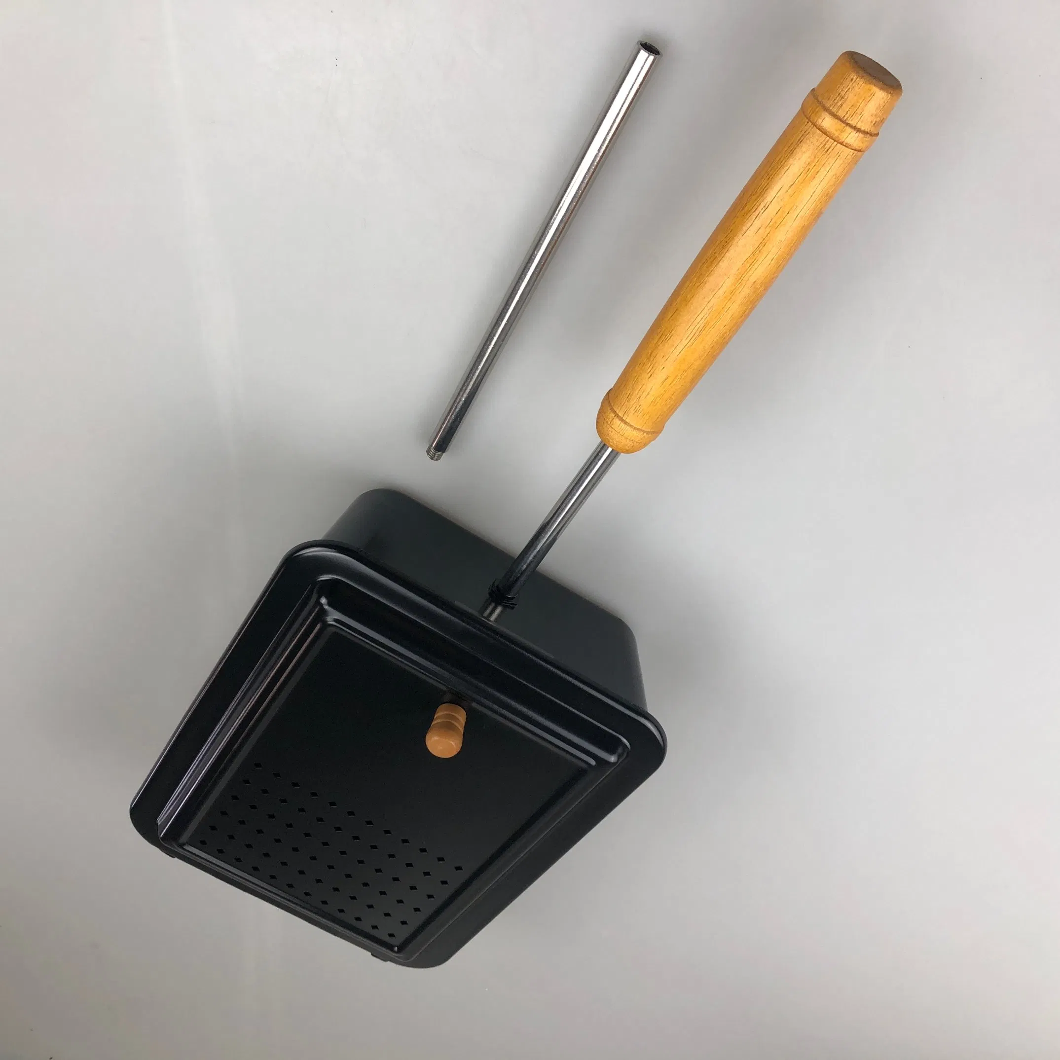 Outdoor Steel Shaking Popcorn Popper
