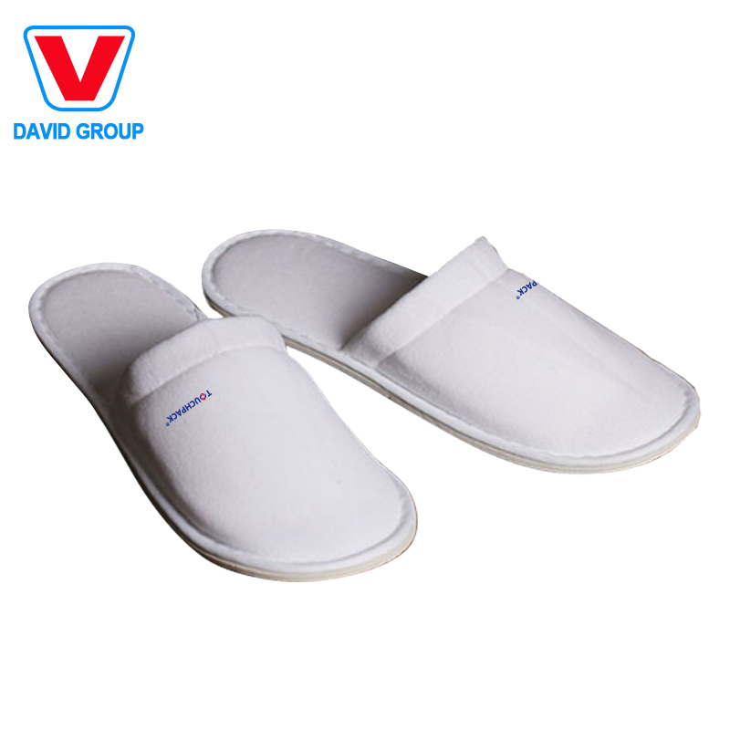 2022 Embroidery Logo Cheap Disposable Coral Fleece Hotel Slippers