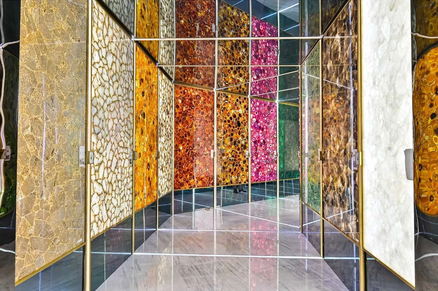 Red/Blue/Yellow/Purple/Grey/Colorful Semi-Precious Gemstone for Floorings Walls Tabletops Vanities