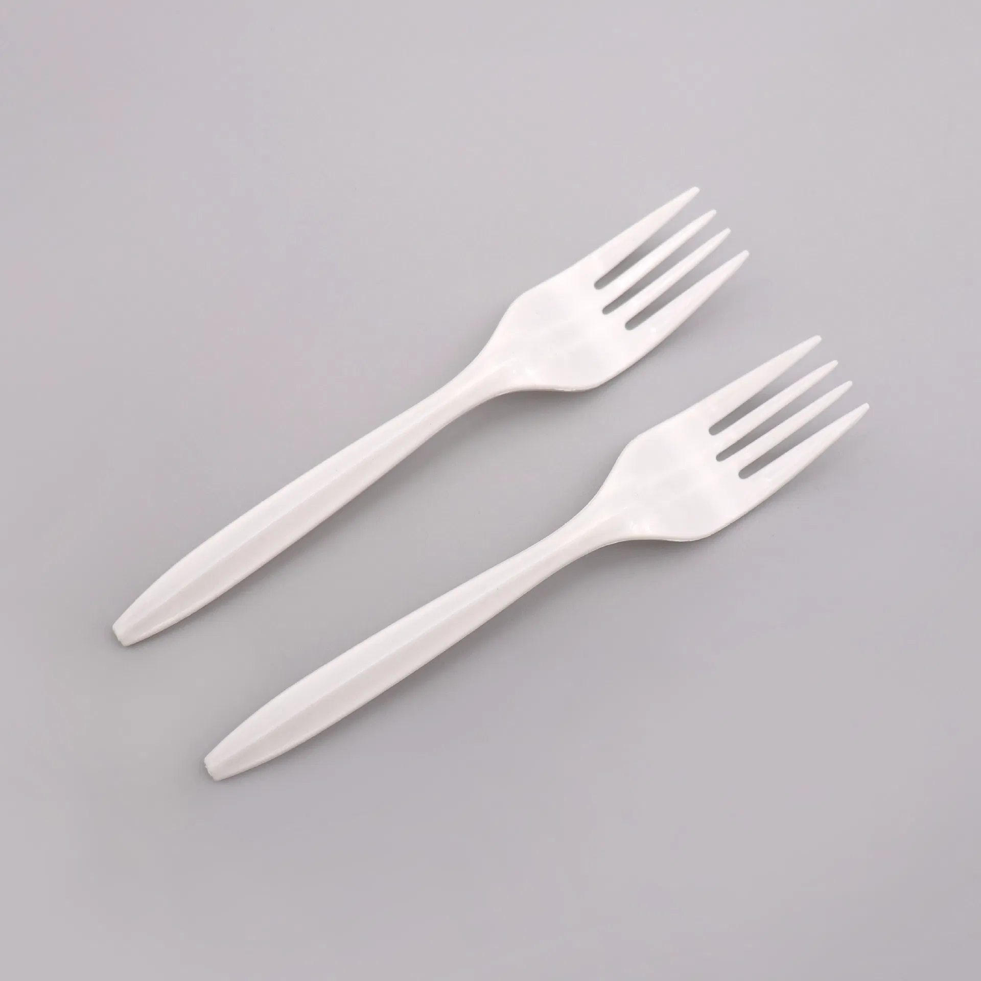 Disposable Plastic Cutlery 148mm Length PP Plastic Fork Customizable White for Restaurant