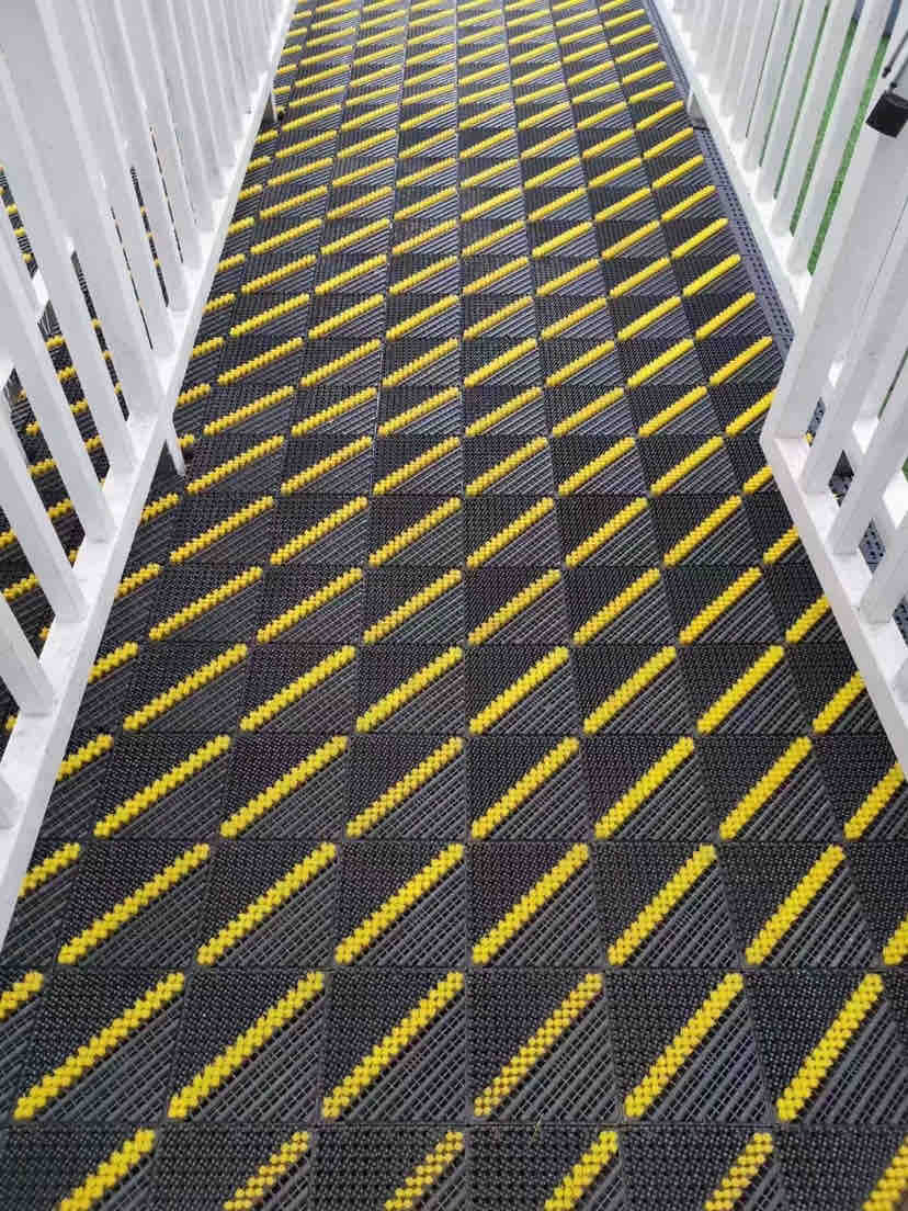 Модульный противоскользящий коврик для входной зоны EVA