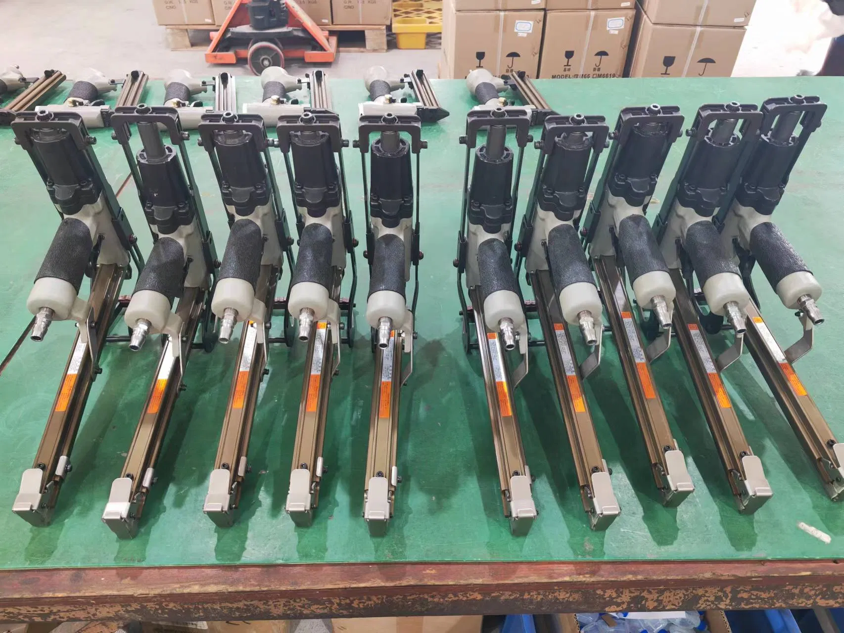 Пистолет для крепления колец P88 из пальмового волокна